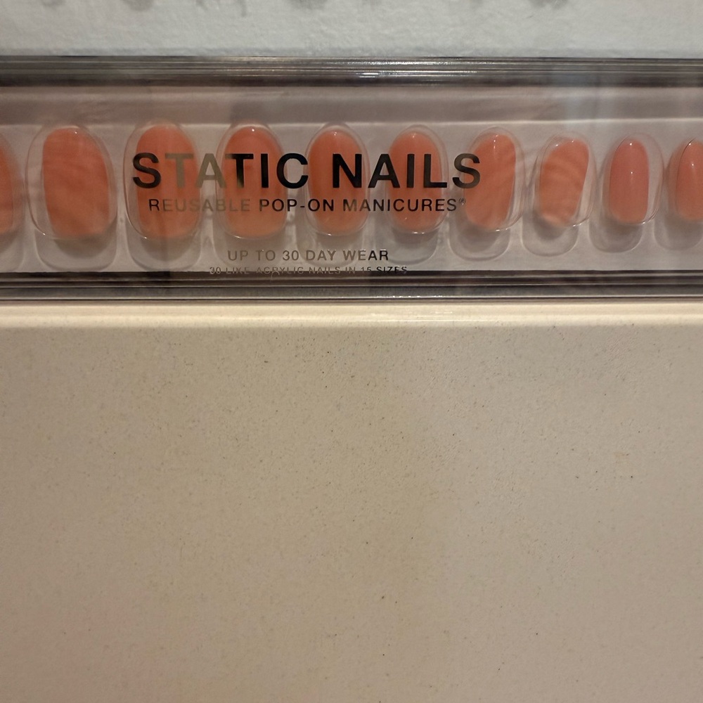 Static Nails Reusable Pop-On Manicures